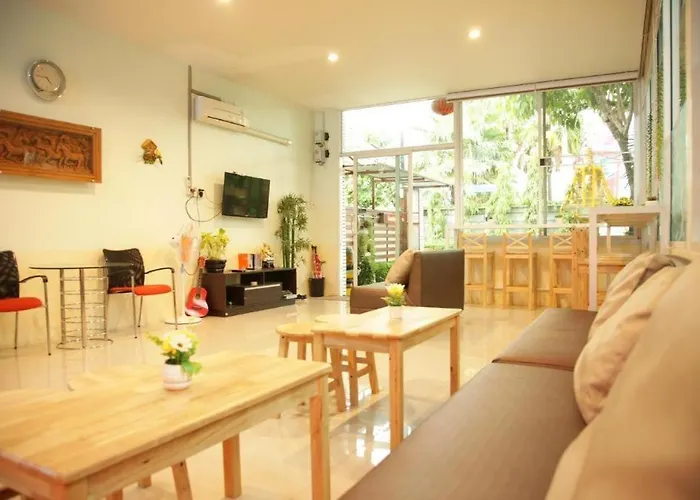 リゾート Friends House 4*
